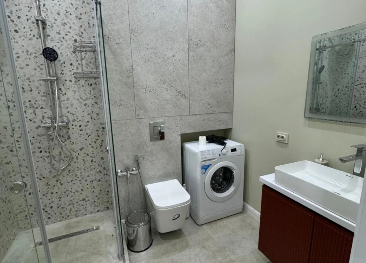Adele Apartment Almaty 0*,